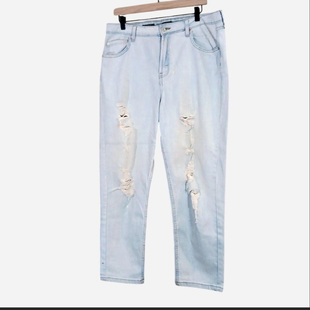 Wild Fable Highest Rise Mom Jeans Light Wash Size 14